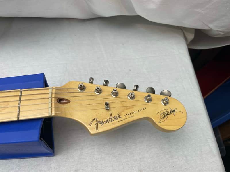 Fender Buddy Guy Stratocaster Guitar with Case - Image 12