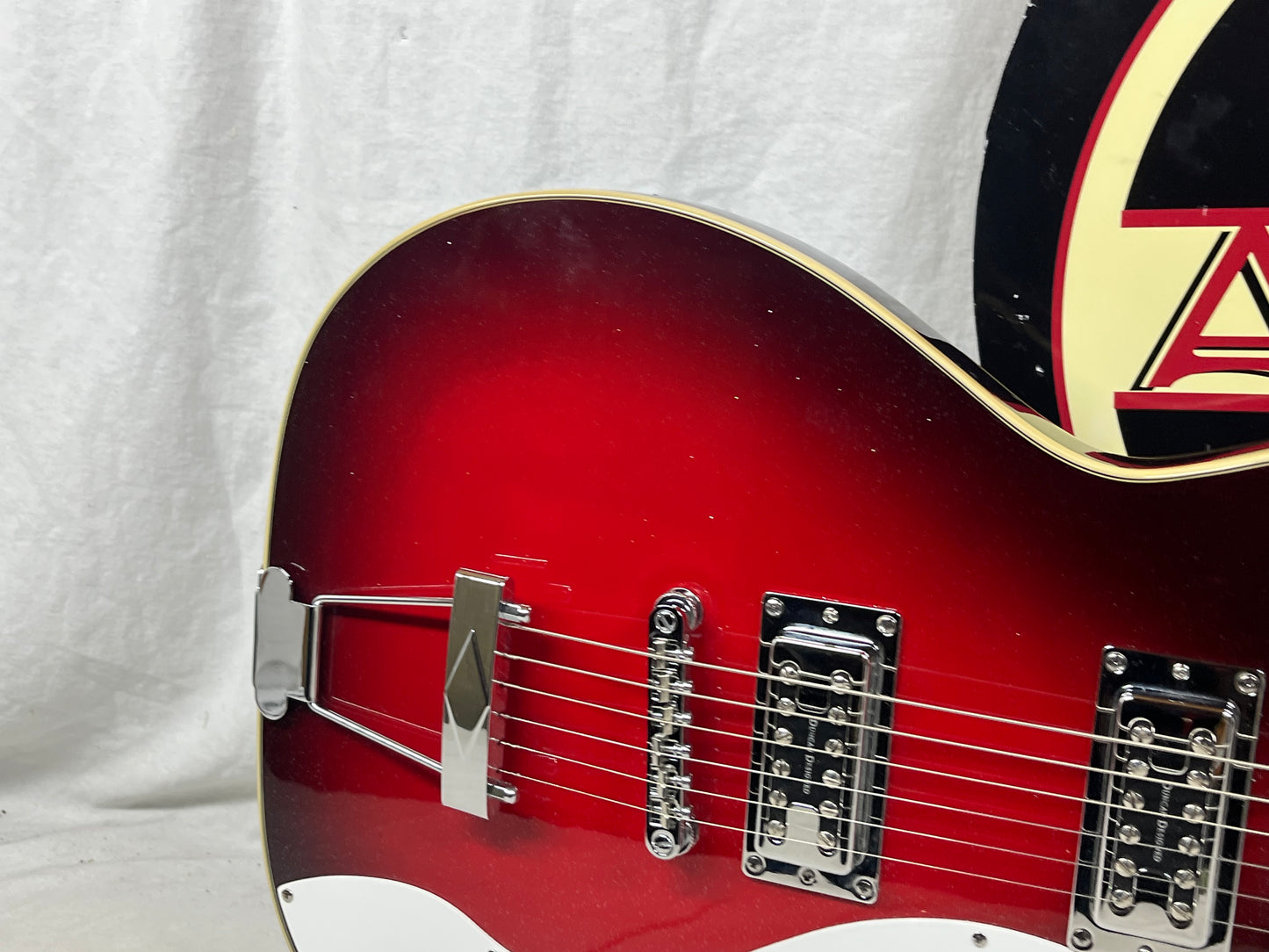 Silvertone Jupiter 1423 Redburst Reissue Singlecut Electric Guitar