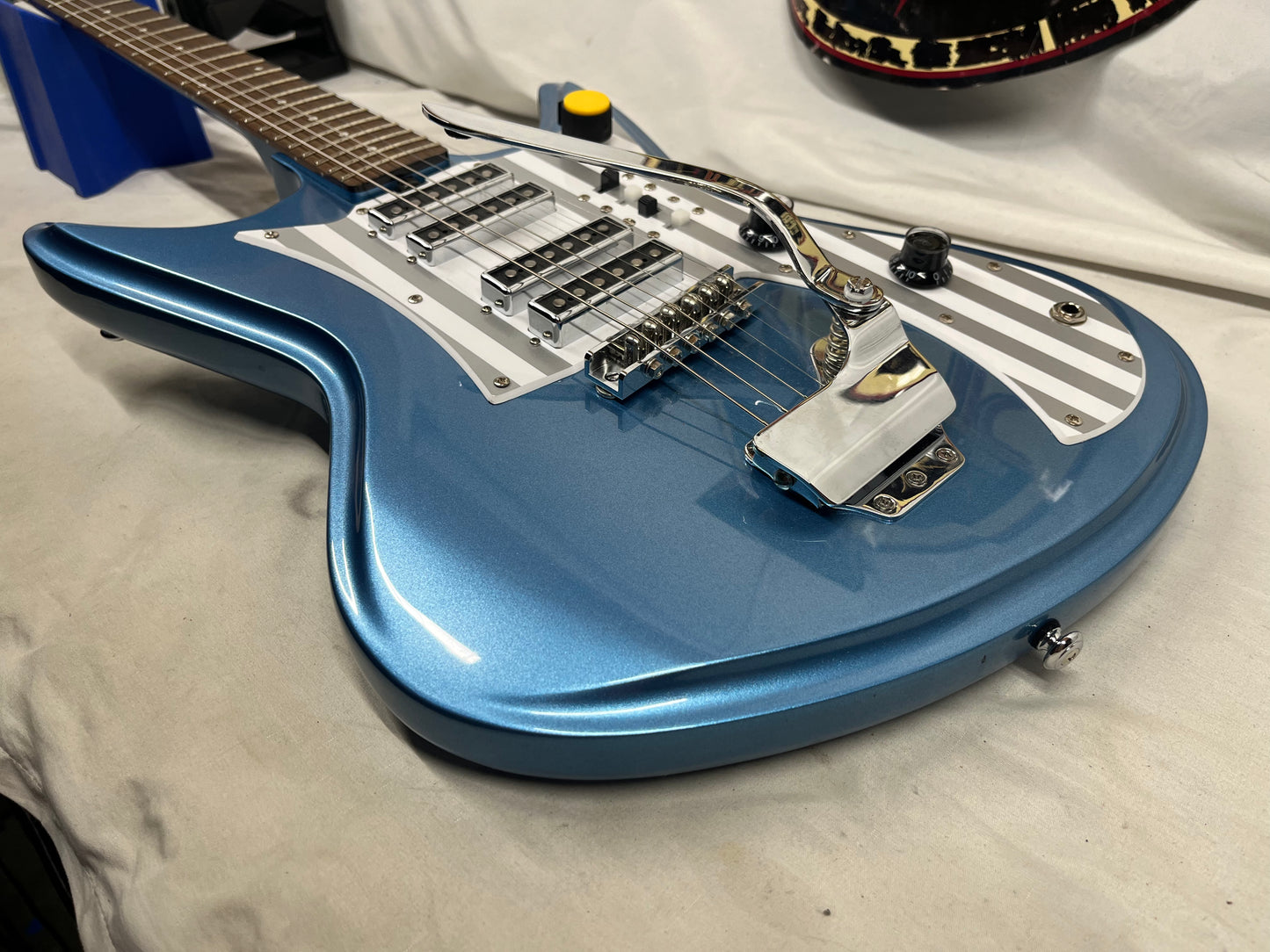 Eastwood Ichiban SharkFin K4L Doublecut Electric Guitar - Nut has been Raised!