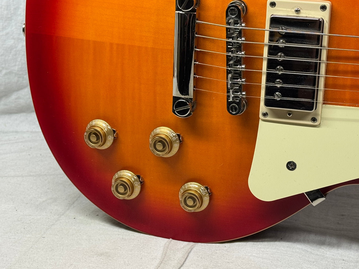 Epiphone Inspired by Gibson Custom IGC Masterbilt '59 1959 Les Paul Standard Guitar with Case 2022