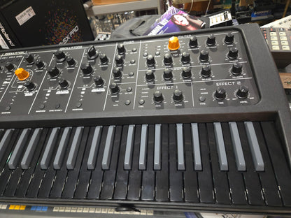 Studiologic Sledge 2.0 Polyphonic Virtual Analog Synthesizer 2010s - Black - Local Pickup Only