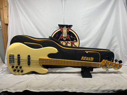 Markbass GV Series GV 5 gv5 Gloxy Val CR MP 5-String Bass with Gig Bag - Cream