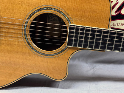 Larrivee 05 Select Series OMV-05 omv05 Single Cutaway Acoustic Guitar with Case -- *Split in Top / Cracks*