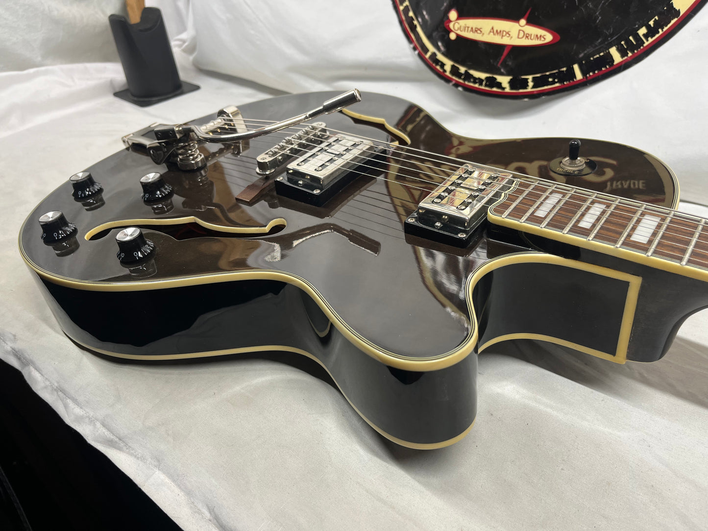 Epiphone Swingster/TB Hollow Body Electric Guitar with Case