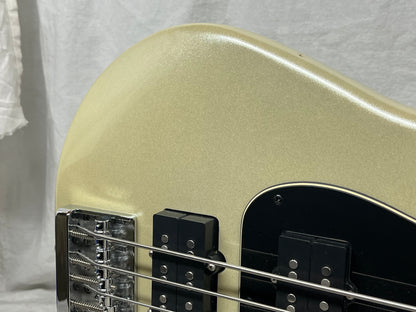 Fender Blacktop 4-String Electric Precision Bass MIM - Made in Mexico - White Chrome Pearl