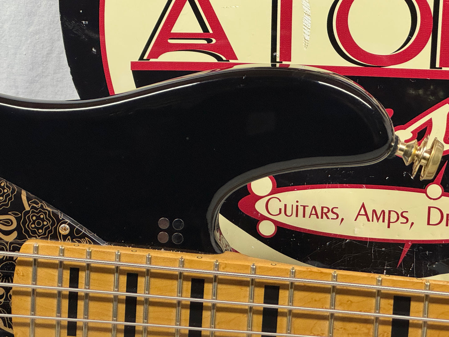 Sandberg California Ida Nielsen Signature 4-string Bass - Soft Aged Black / Birdseye Maple neck