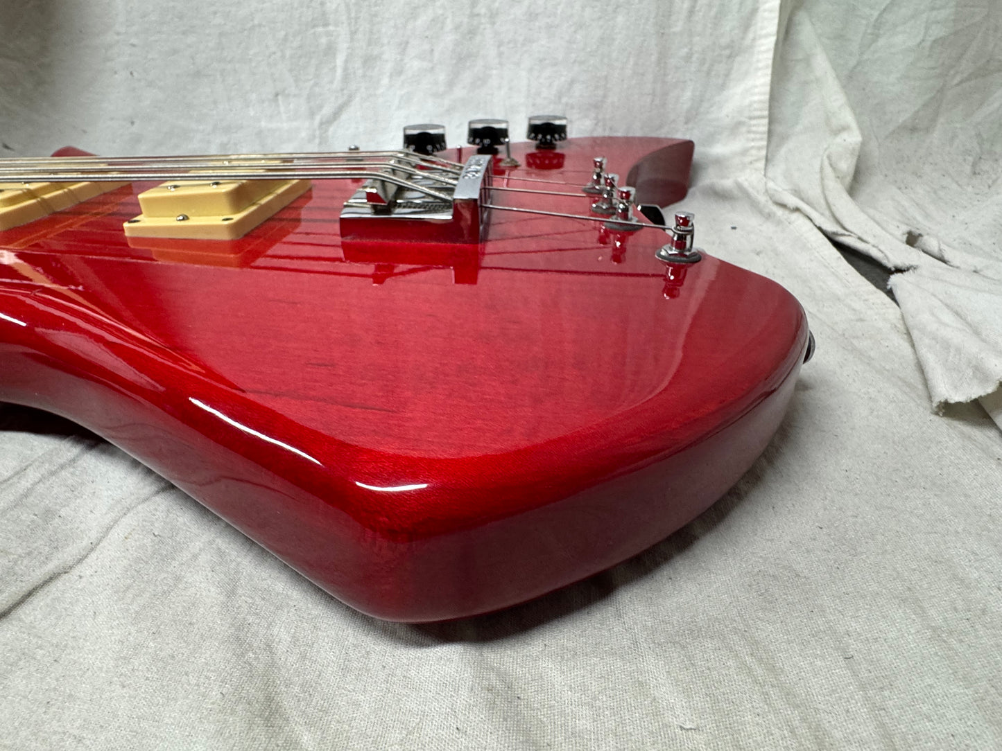 Kramer USA XL-8 xl8 8-string Bass with Case