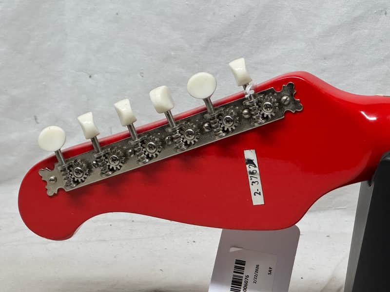 Supro Colt 22" Short Scale Guitar - Image 8