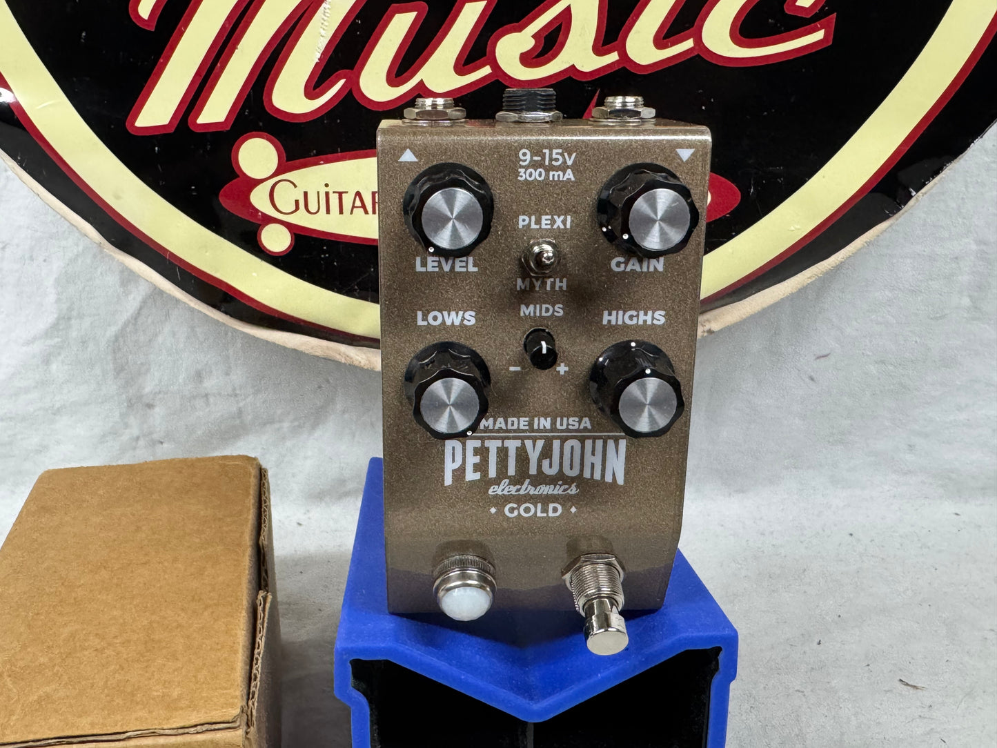 Pettyjohn Electronics Gold v3 Overdrive Pedal with Box