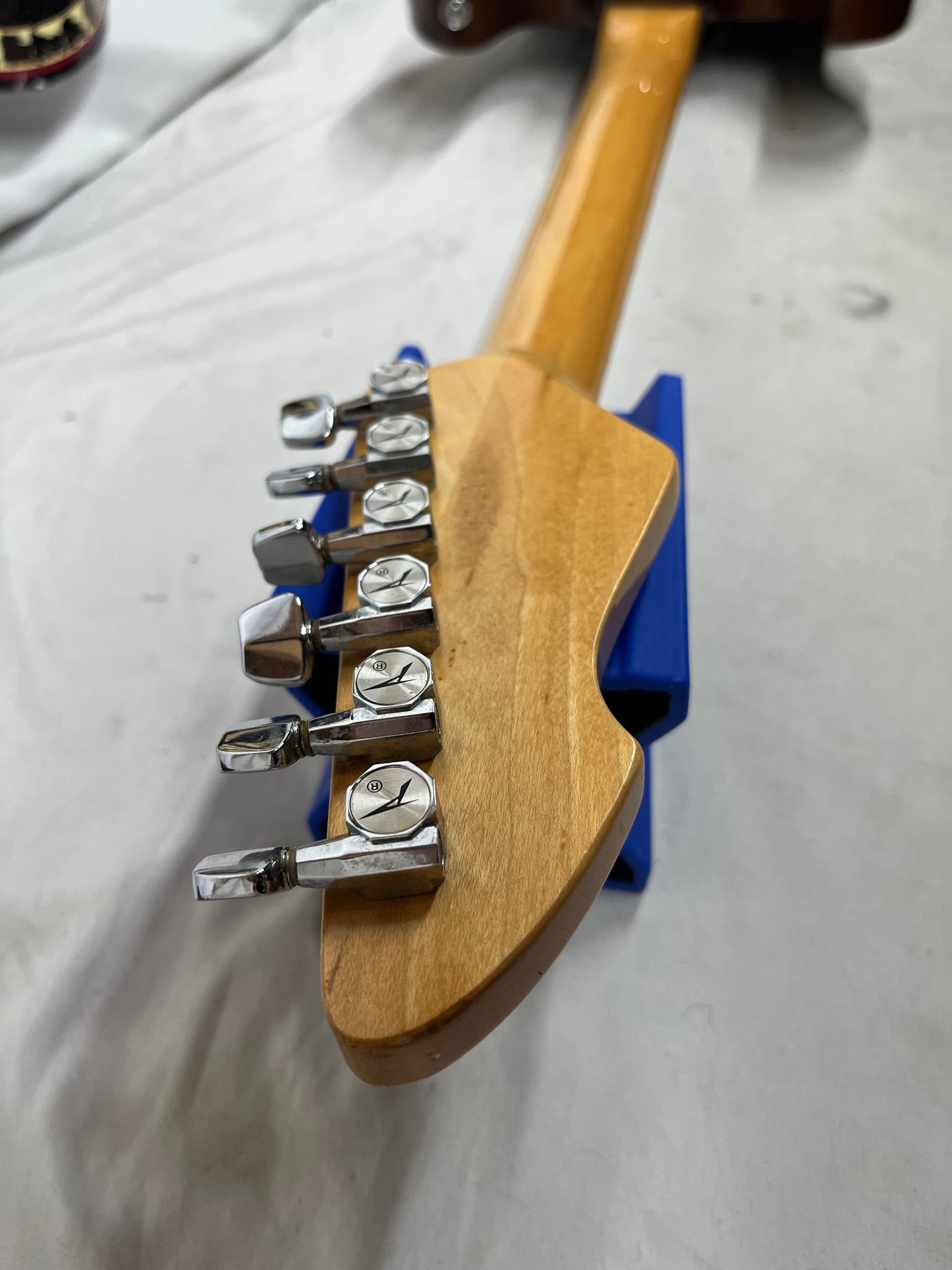 Peavey T-60 Natural Doublecut Electric Guitar
