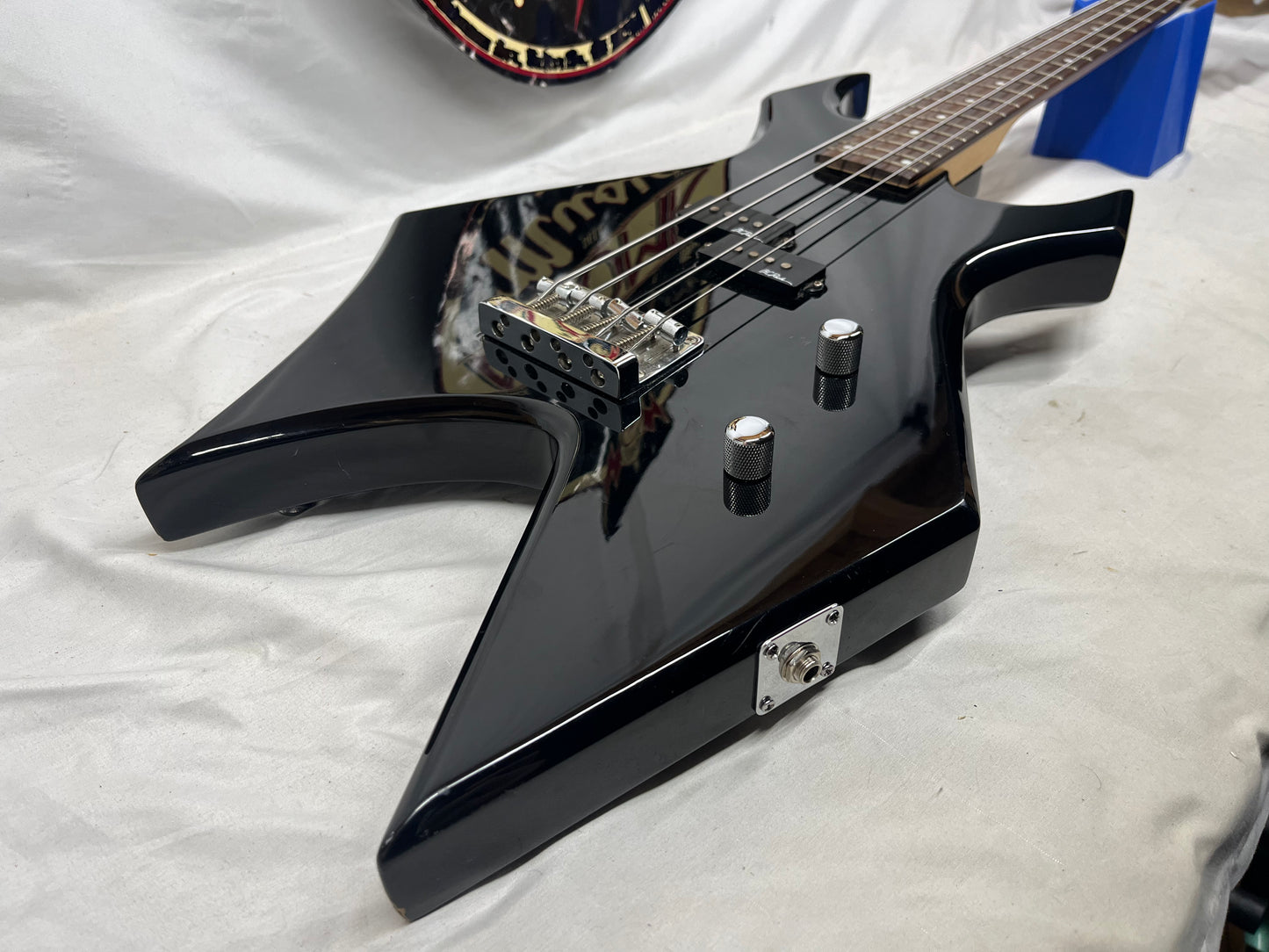B.C. Rich Bronze Series Warlock 4-String Bass