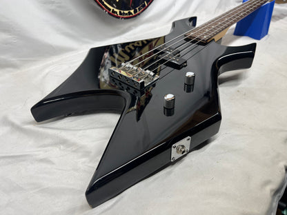 B.C. Rich Bronze Series Warlock 4-String Bass