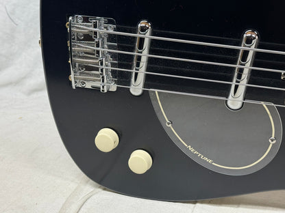 Jerry Jones Neptune Series Longhorn Bass4 4-string Bass with Case 1990s