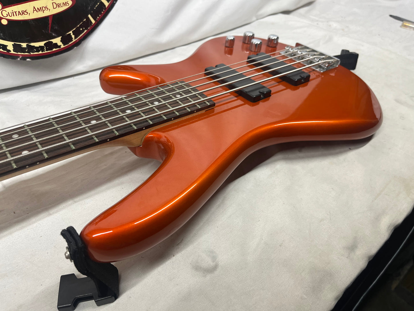Ibanez Soundgear Gio GSR205 5-String Doublecut Electric Bass