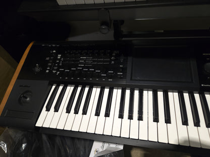 Korg Kronos 61 Keyboard - Local Pickup Only