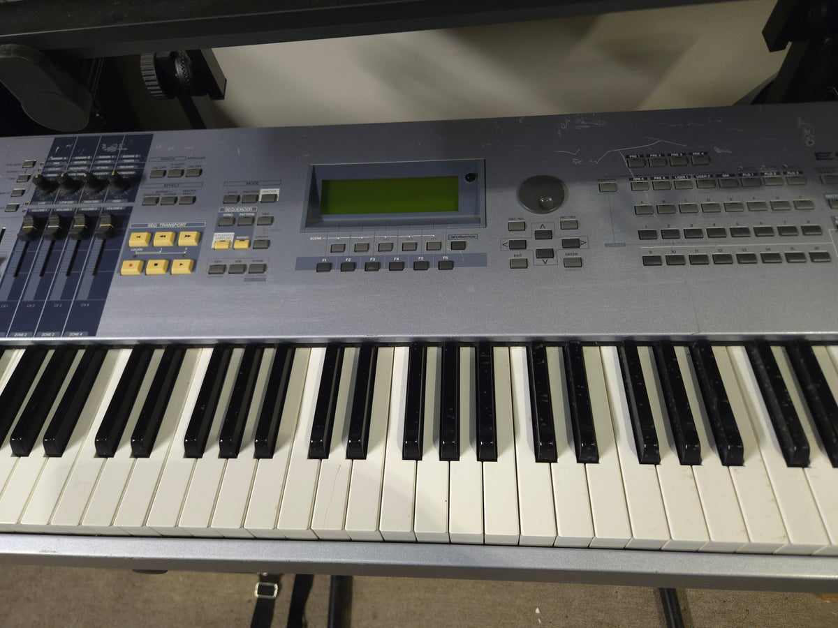 Yamaha Motif ES 8 Production Synthesizer 2000s - Local Pickup Only