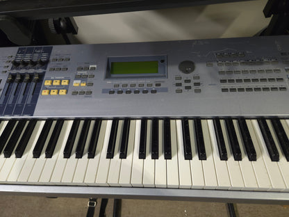 Yamaha Motif ES 8 Production Synthesizer 2000s - Local Pickup Only