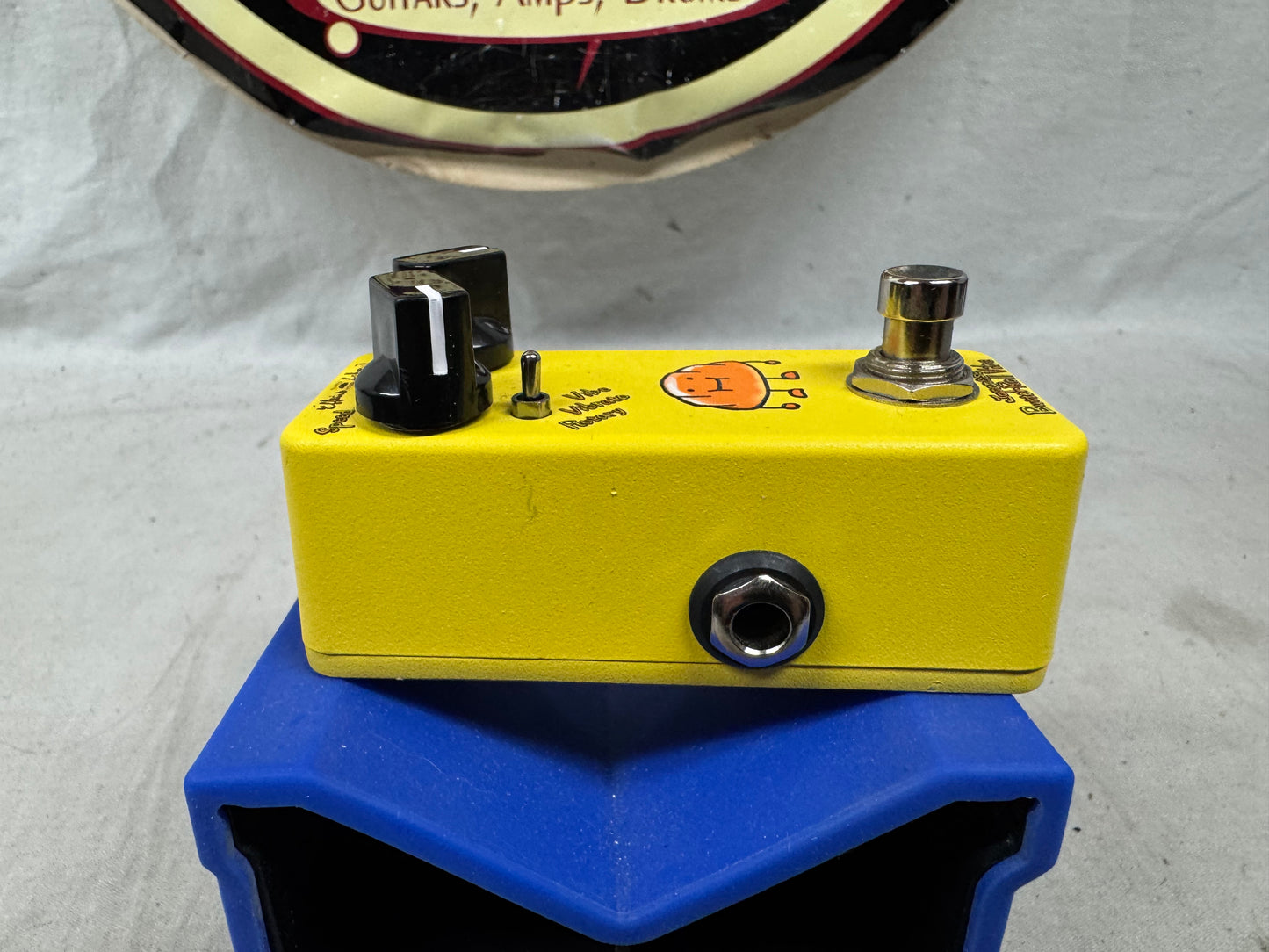Effects Bakery Japanese Buttery Roll Vibe Vibrato Rotary Pedal