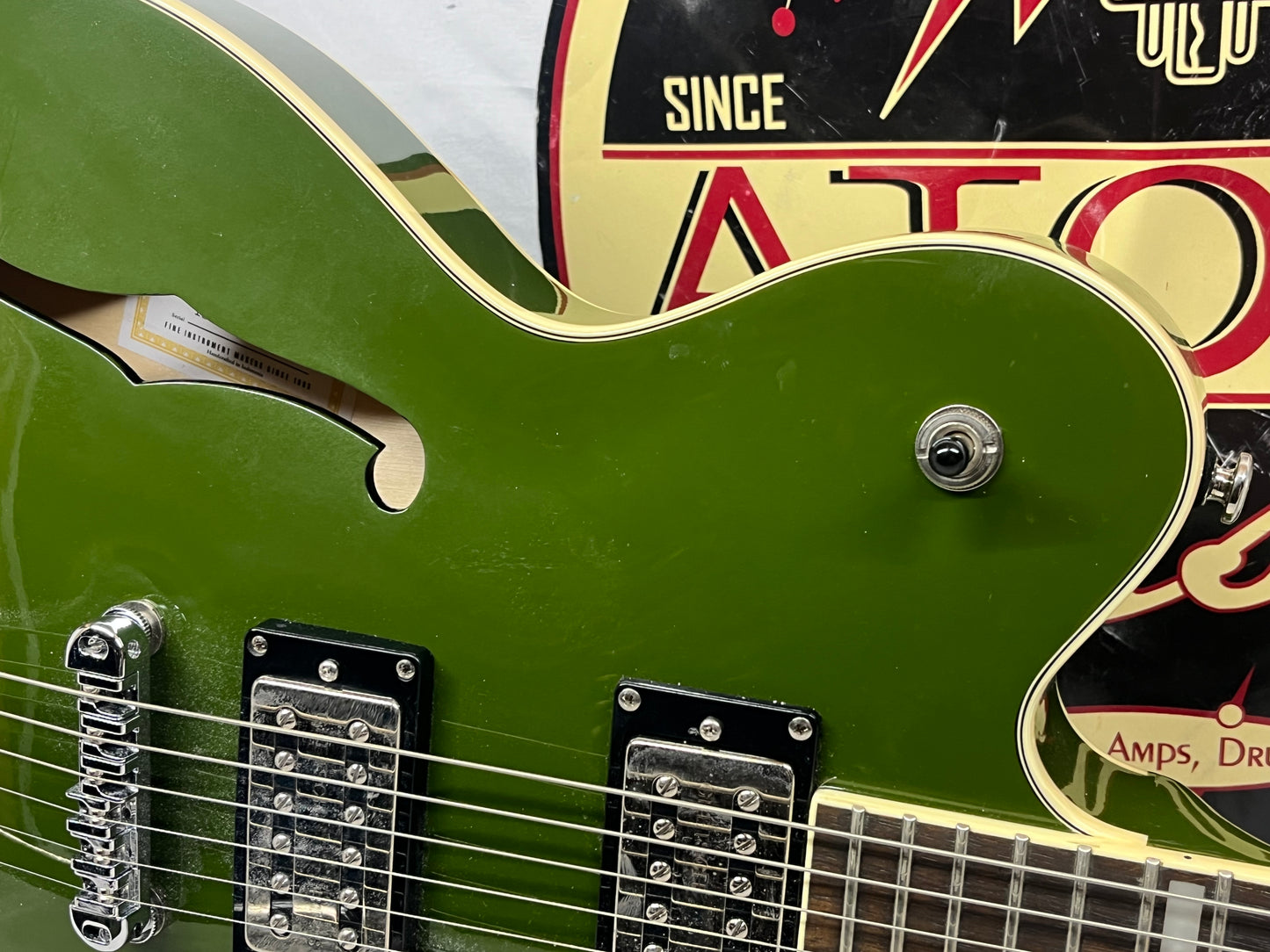Gretsch Streamliner G2622T Semi-Hollow Body Electric Guitar - Torino Green with Case