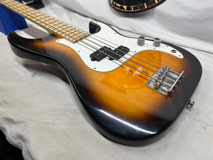 Samick Greg Bennett Corsair CR2 4-String Doublecut P-Style Bass