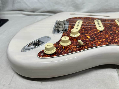 Fender American Professional II 2 Stratocaster neck on loaded FSR American Professional II 2 Thinline Semi-Hollow Body Guitar with Case - Image 19