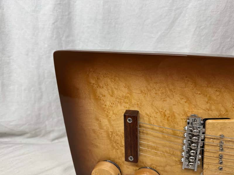 Emery Atom Smasher 6-string Electric Guitar - Image 3