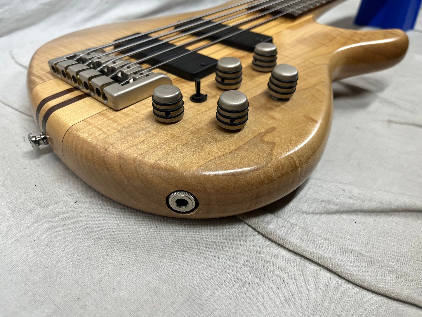 Cort A5 5-String Electric Bass MIK - Made in Korea