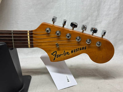 Fender USA Mustang Guitar - Image 6