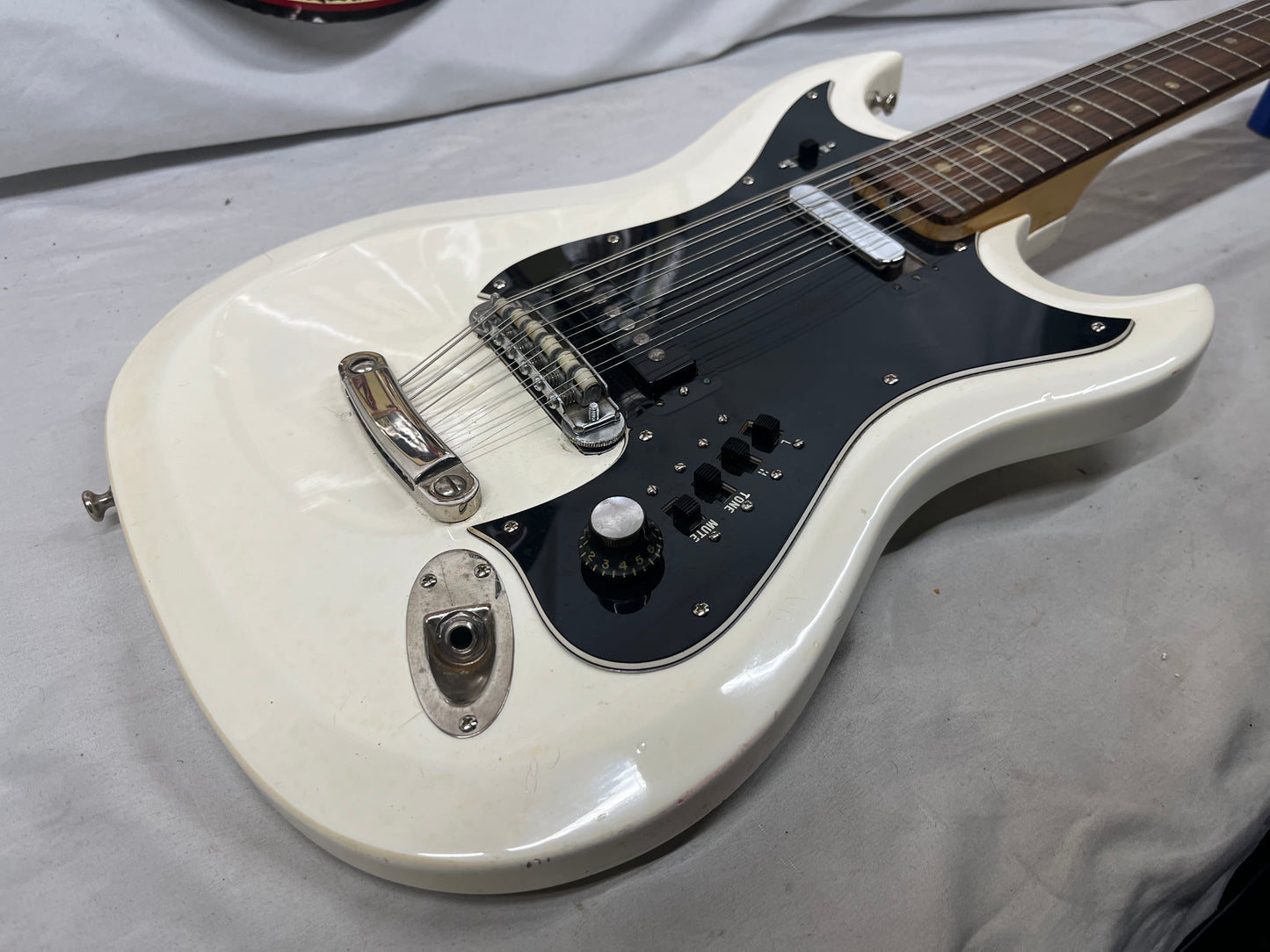 Hagstrom F-12S 12-String Doublecut Electric Guitar