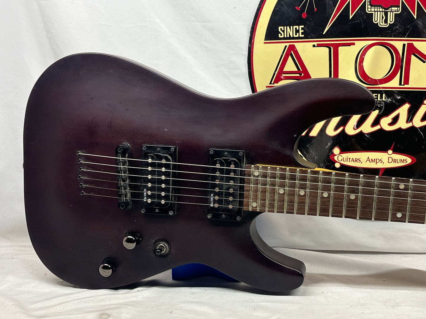Schecter Diamond Series Omen-6 Doublecut Electric Guitar