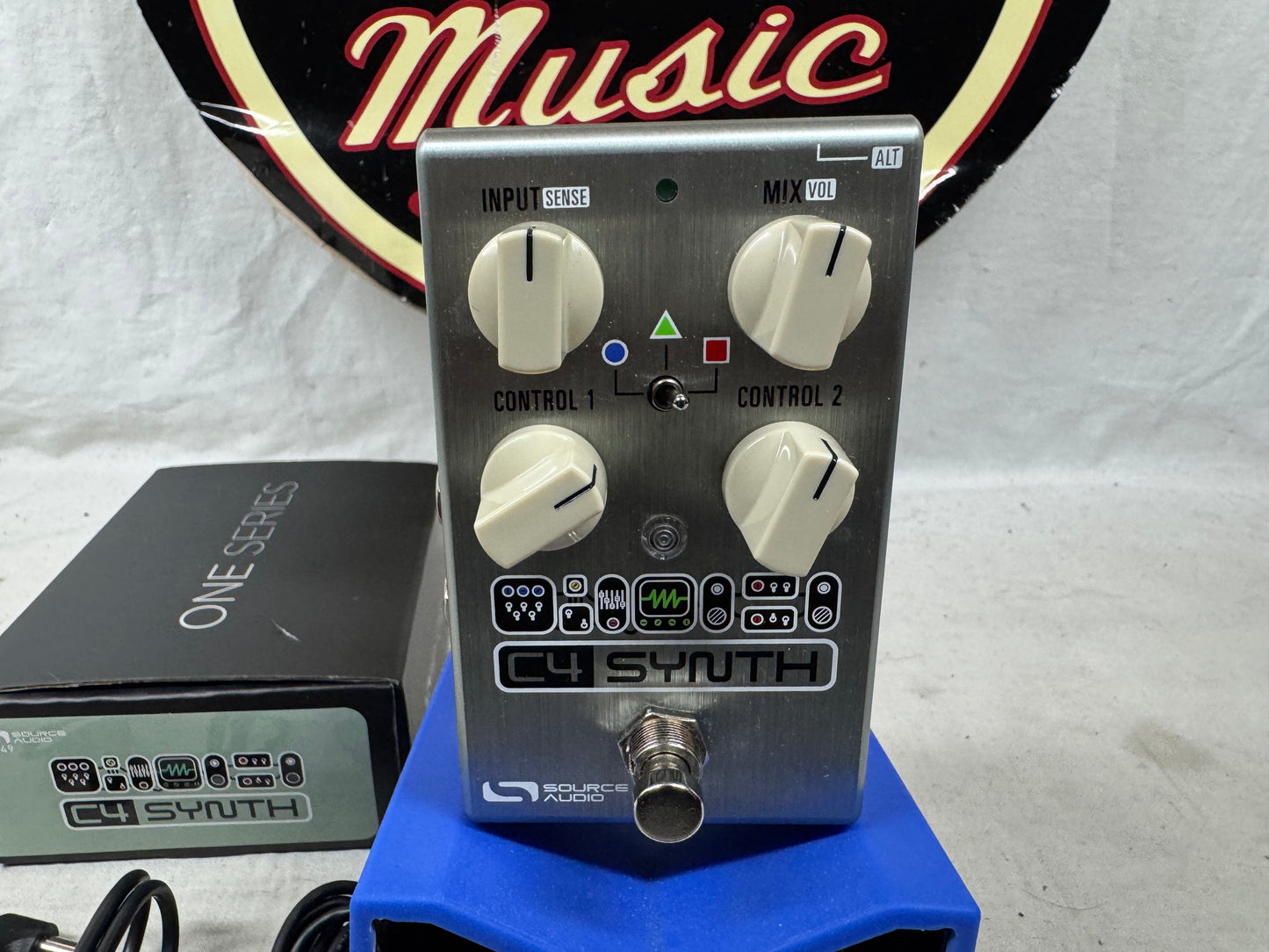 Source Audio One Series C4 Synth Guitar Synthesizer Pedal with Box