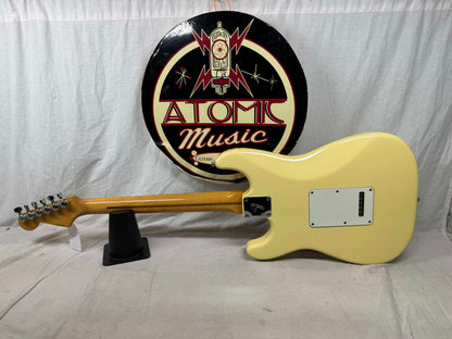 Fender Yngwie Malmsteen Signature Stratocaster Guitar with Case - signed! 1992 - Vintage White / Maple neck