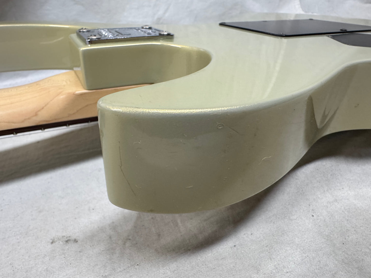 Kramer USA Pacer Custom II 2 Guitar with Gator Case