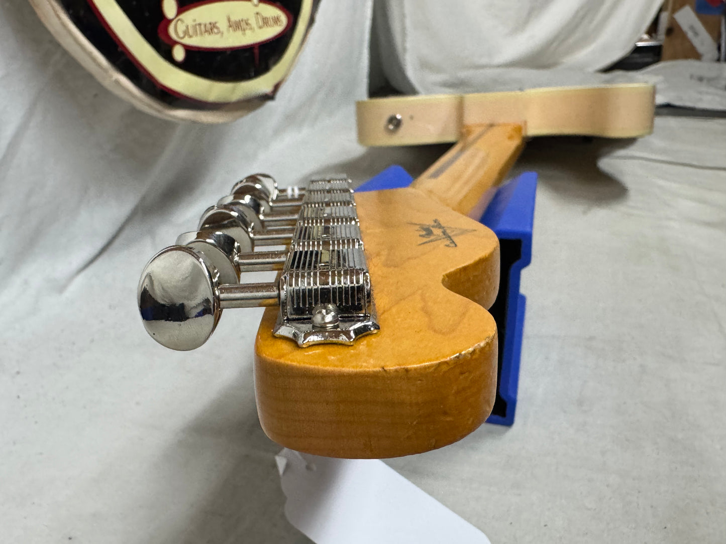 Fender USA Custom Shop '52 1952 Telecaster Guitar with Case 1998