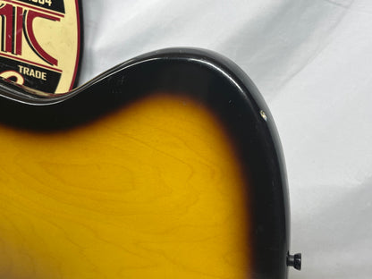 Harmony H15 Bobkat Vintage Electric Guitar with Chipboard Case