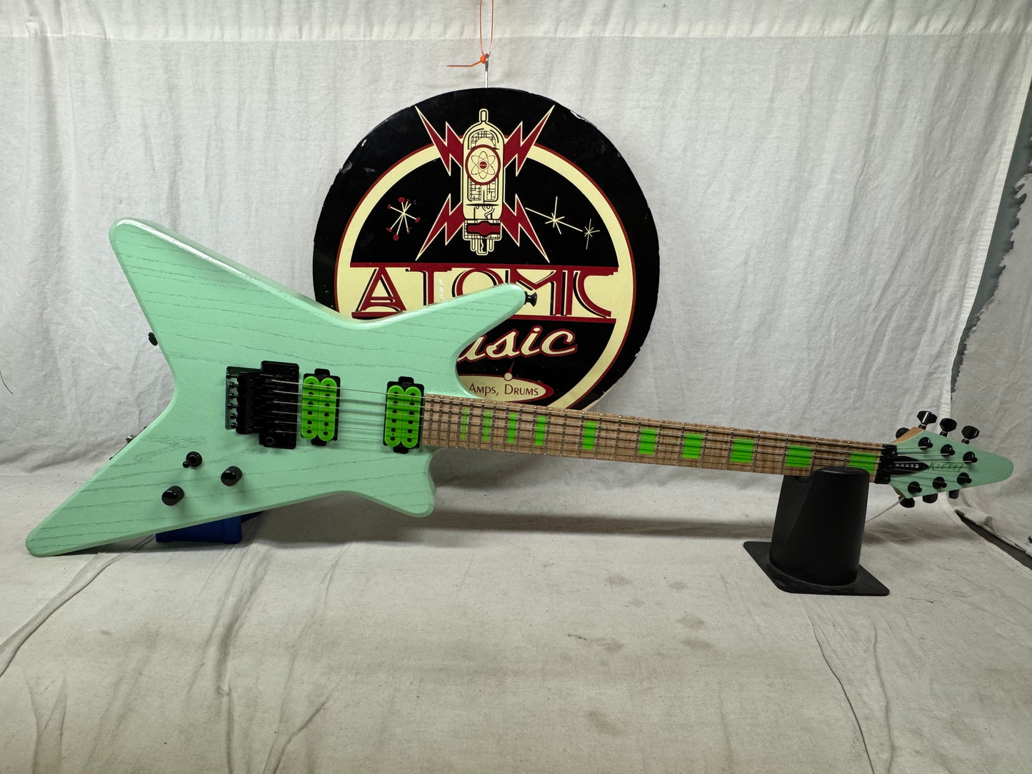 Kiesel V220C v220 c Guitar with Case 2017 - Surf Green