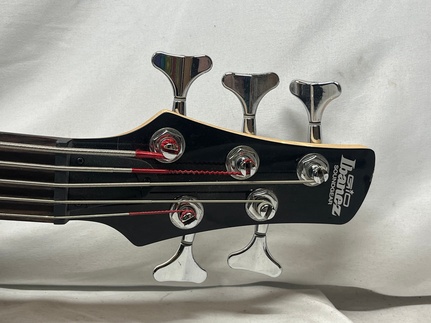 Ibanez Soundgear Gio GSR205 5-String Doublecut Electric Bass