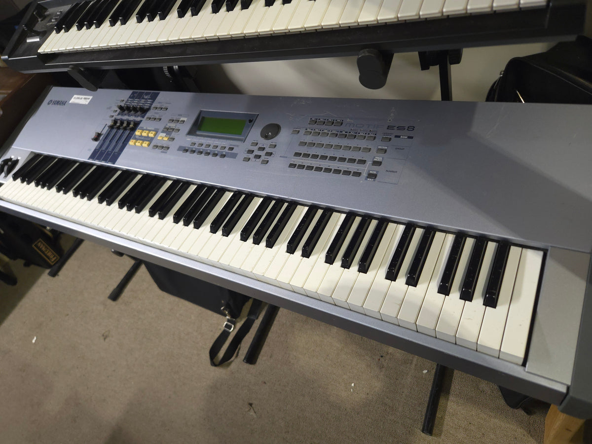 Yamaha Motif ES 8 Production Synthesizer 2000s - Local Pickup Only