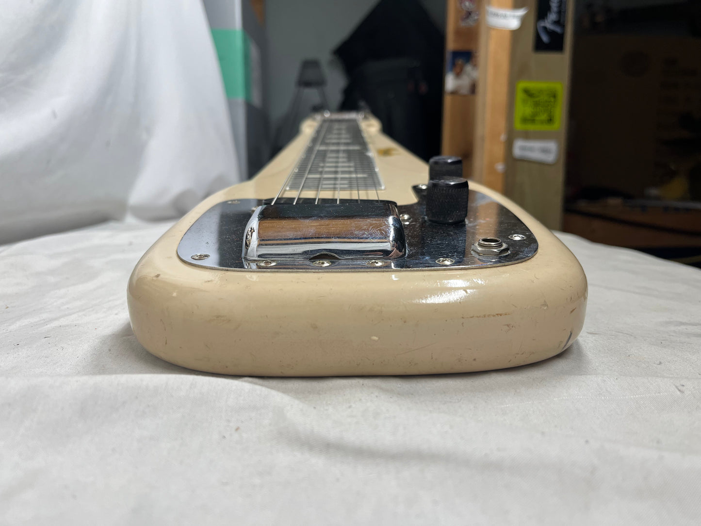 Fender  Vintage Champion Electric Lap Steel Guitar with Hard Case
