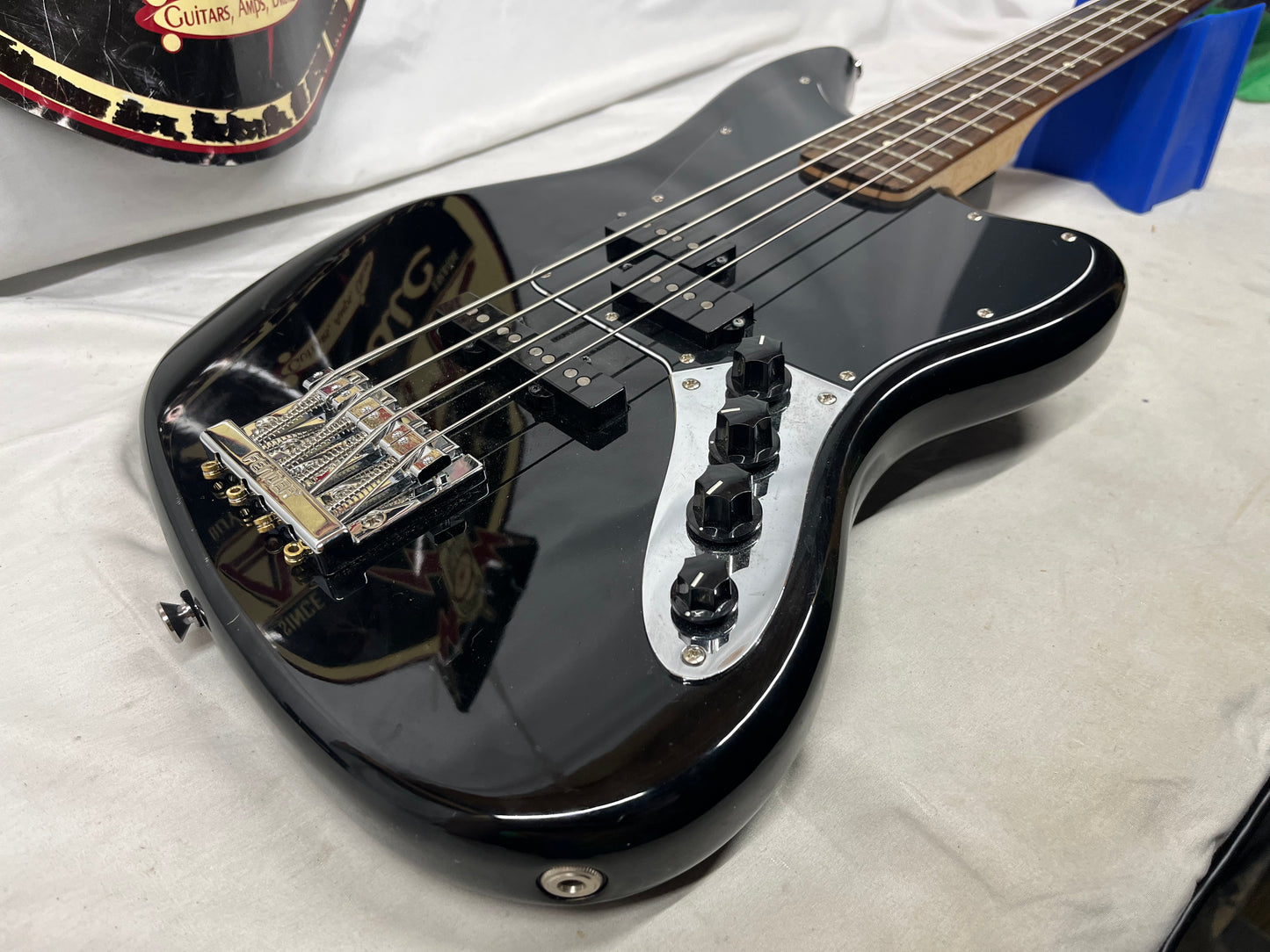 Squier Jaguar 4-String Electric Bass