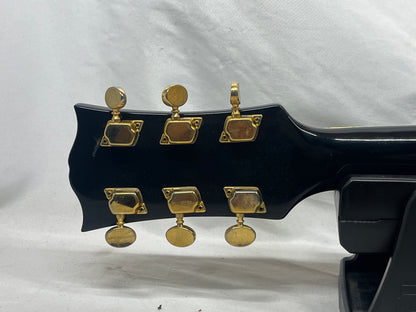 Univox Singlecut LP-Style Electric Guitar with Case