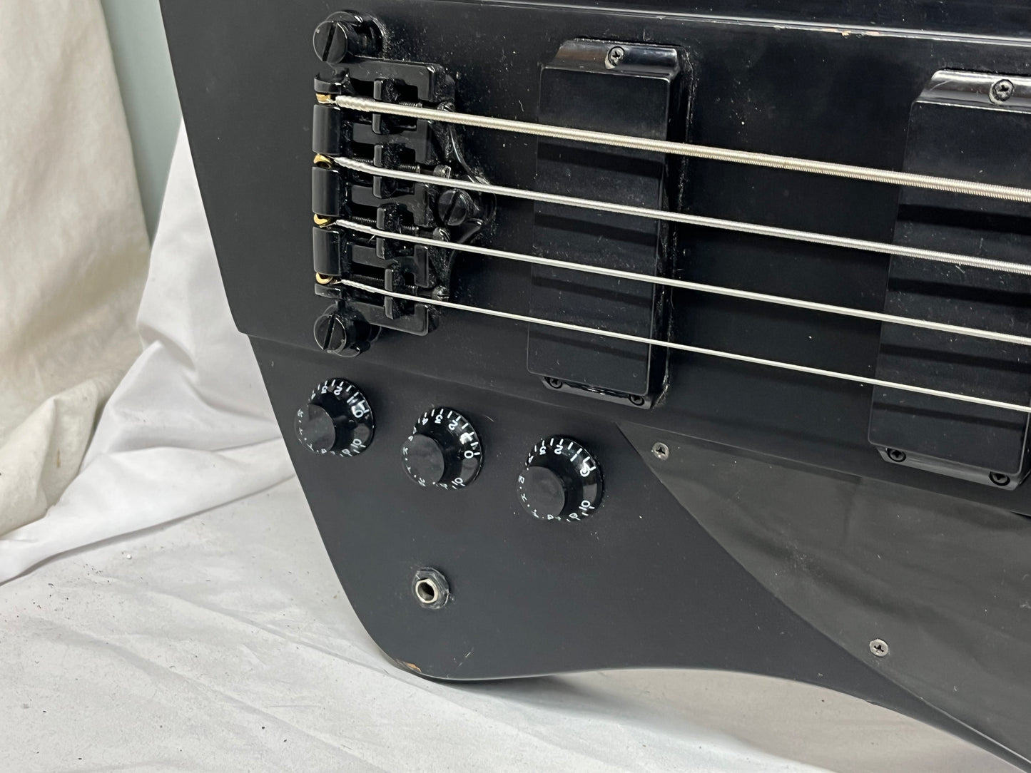 Epiphone Goth Thunderbird IV 4-String Electric Bass - Matte Black
