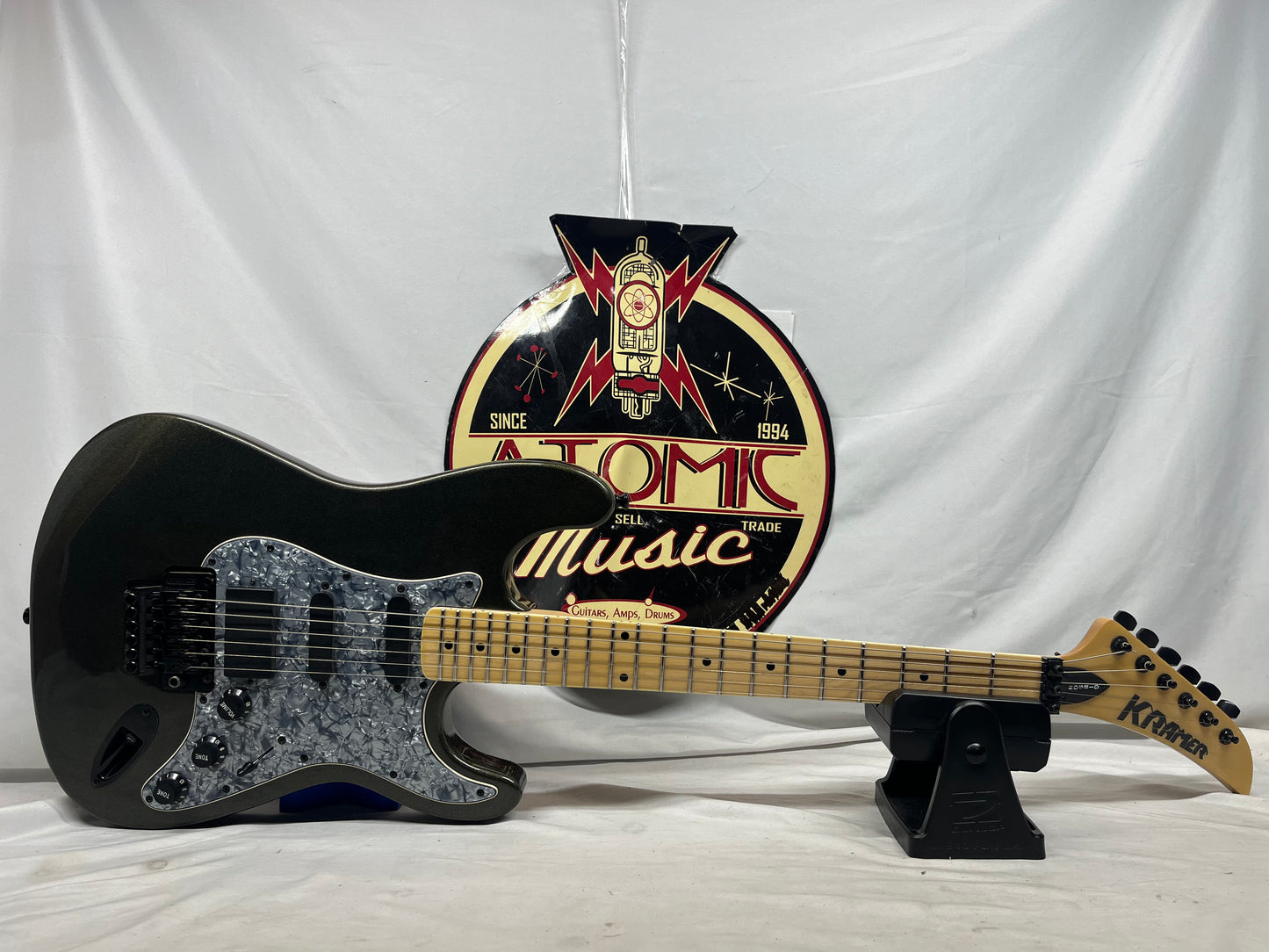 Kramer Focus VT-211 MBK HSS Doublecut Electric Guitar