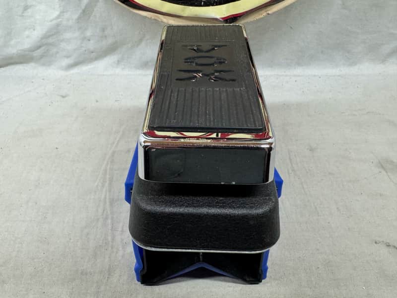 Vox V847 Wah Wah Pedal - USA! - missing 1 foot - Image 3