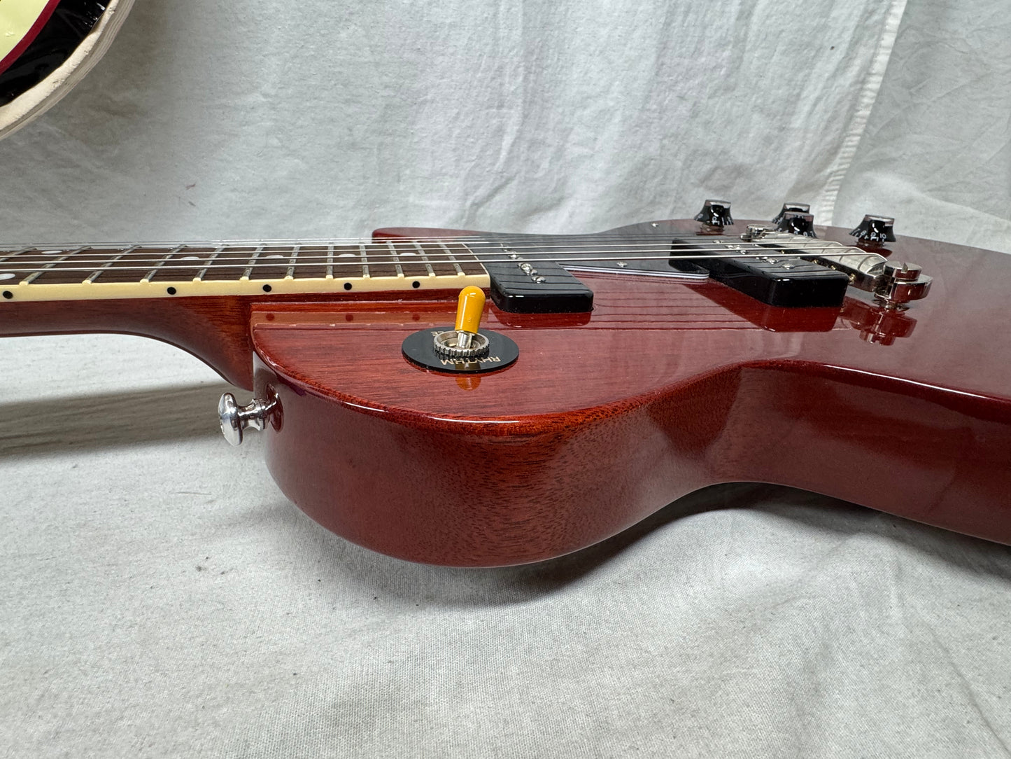 Gibson LPSP00VENH1 Les Paul Special Guitar with Case 2021 - Vintage Cherry