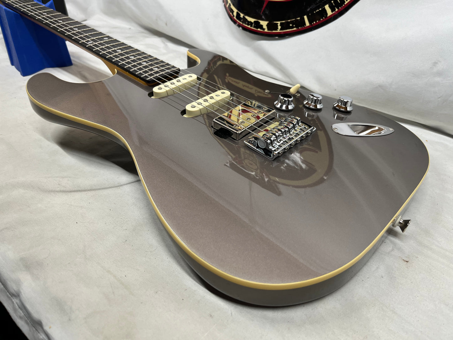 Fender Aerodyne Special Stratocaster Strat Electric Guitar MIJ - Made in Japan - Dolphin Gray