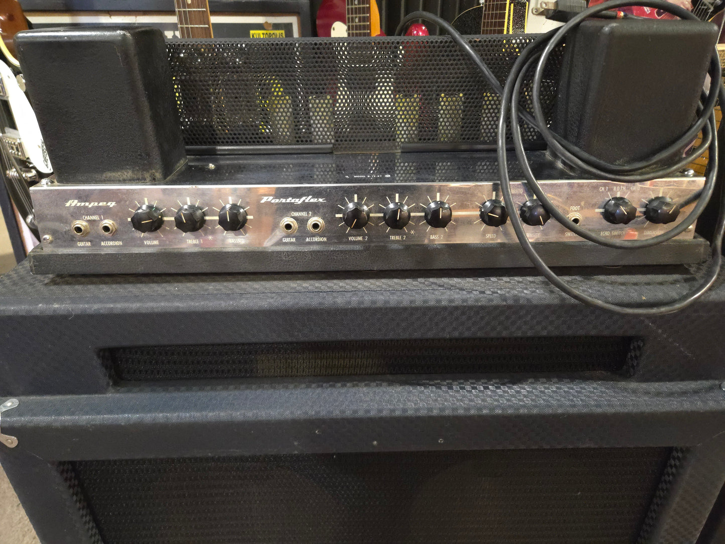 Ampeg B-12XT Portaflex 2-Channel 50-Watt 2x12" Fliptop Guitar Combo 1965 - 1968 - Local Pickup Only