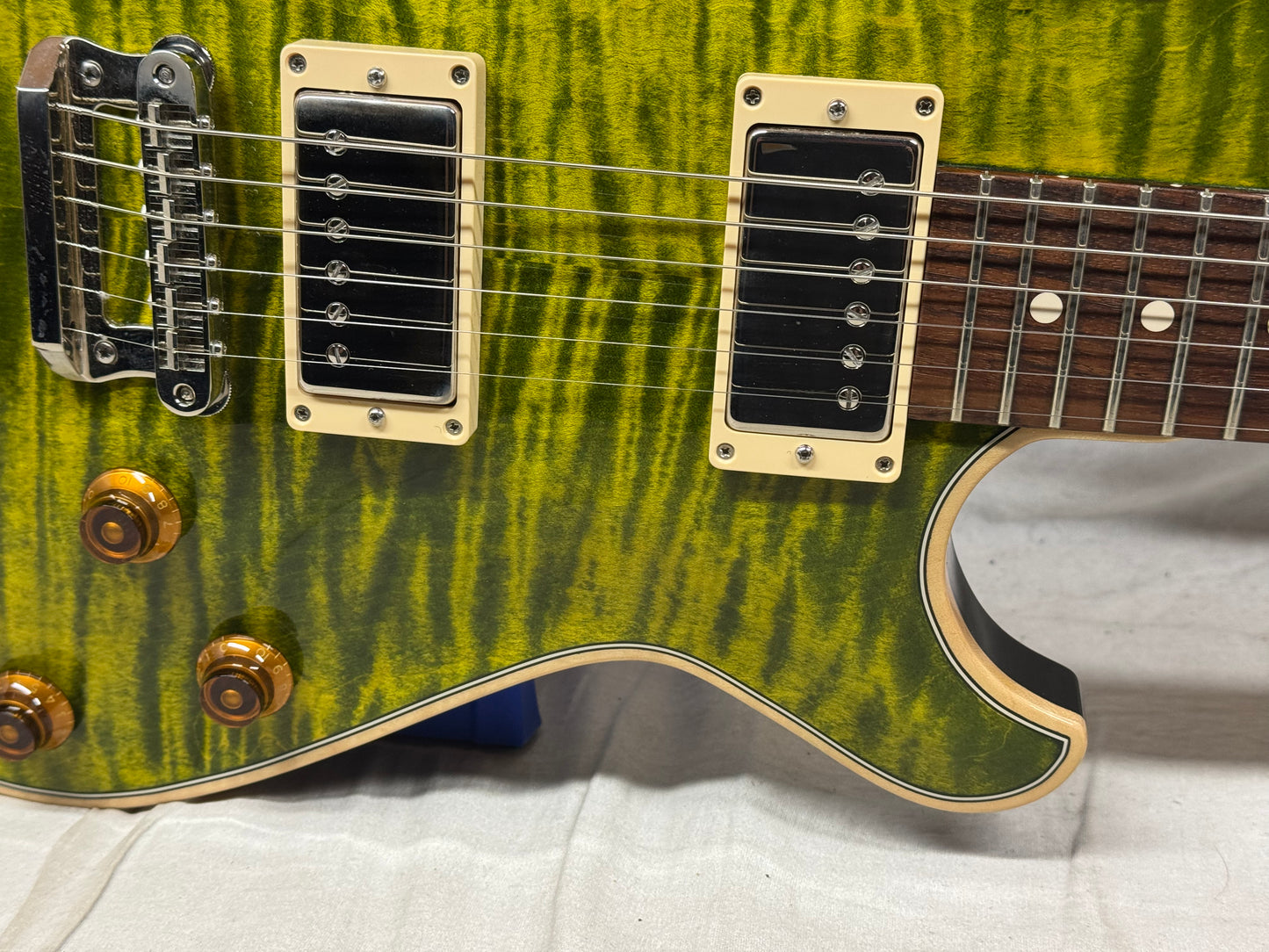 Knaggs Kenai-T2 Guitar with Case 2016 - Lime Green