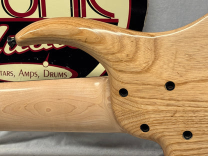 MTD Michael Tobias Design MTD635-24 mtd 635 Fretless 6-string Bass with Soft Case