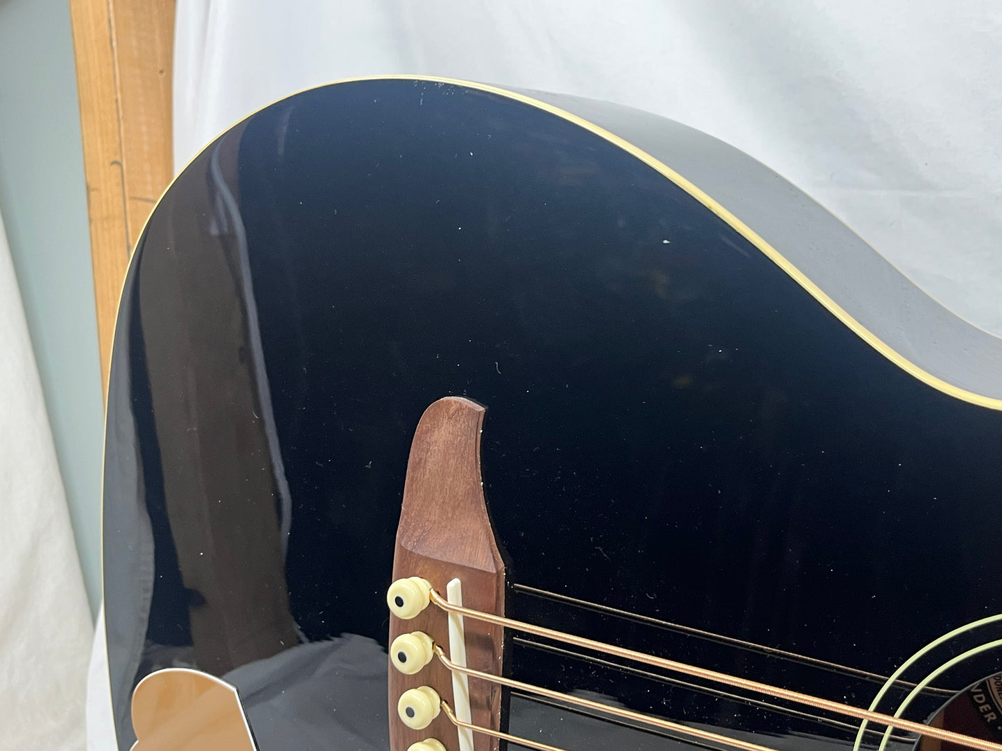 Fender Kingman Acoustic/Electric Bass with Gig Bag
